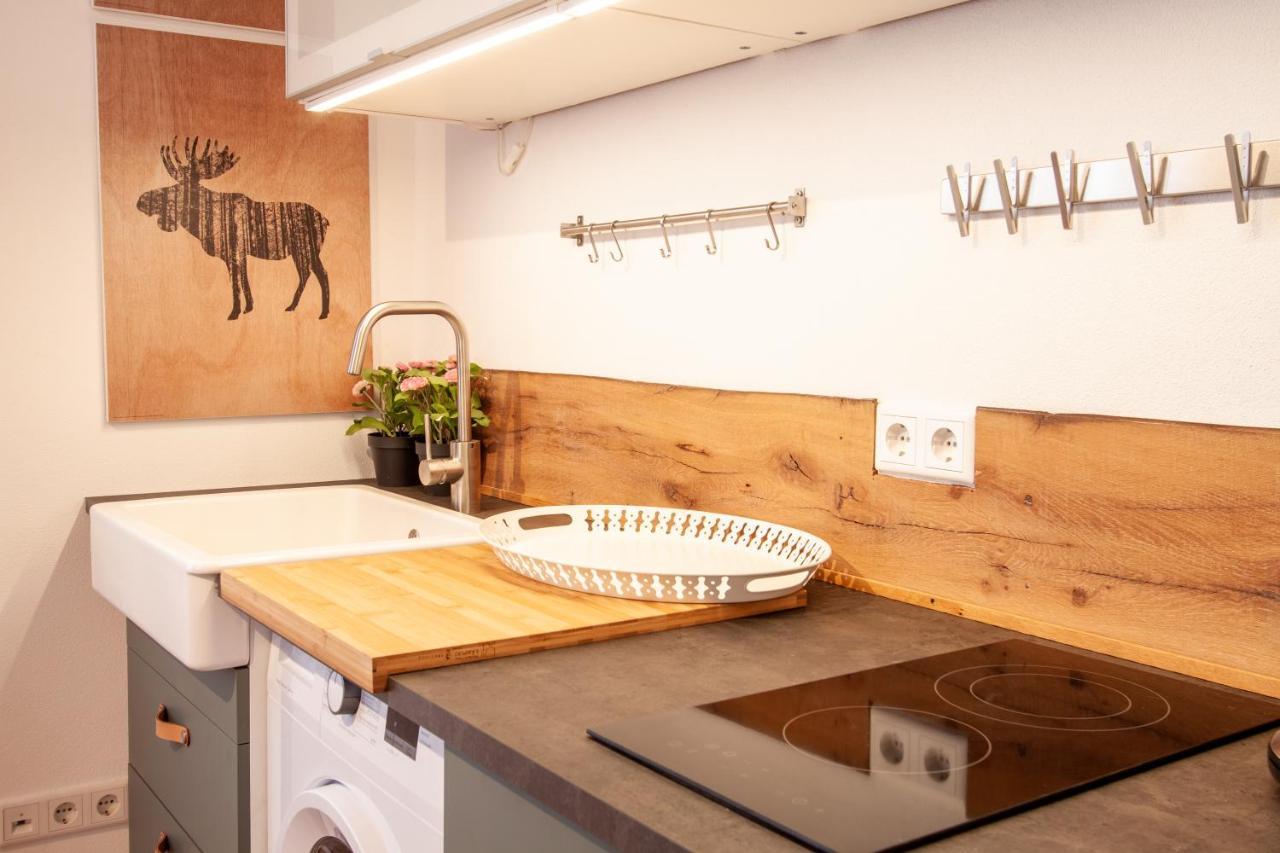 Modern & Spacious Apartment For Up To 8 Persons Würzburg Esterno foto