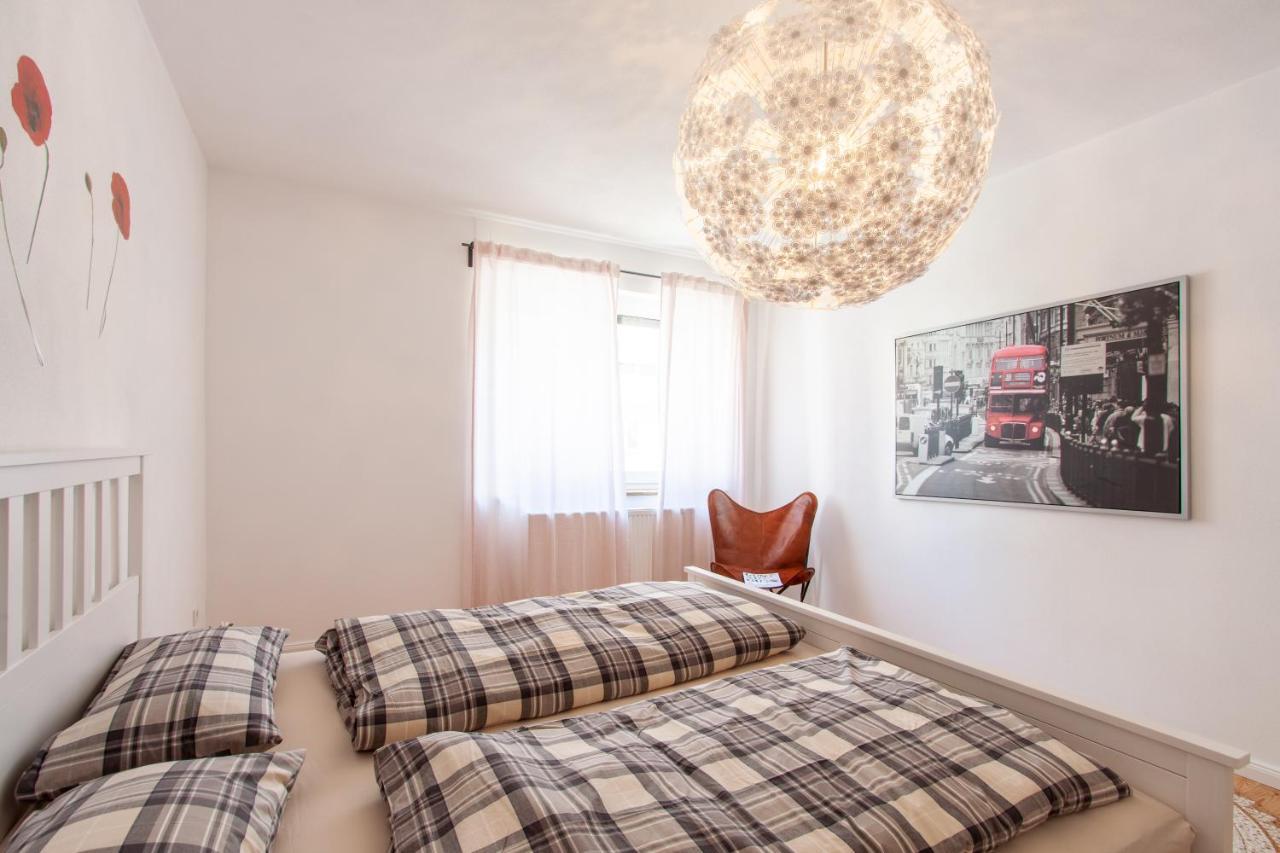 Modern & Spacious Apartment For Up To 8 Persons Würzburg Esterno foto